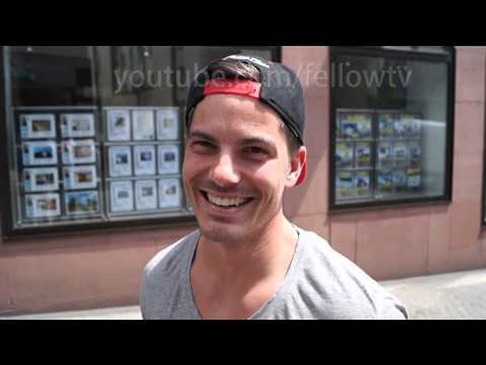 Yabancı Gençlere, 'Türk Kızları Havalı mı?' Diye Sormak