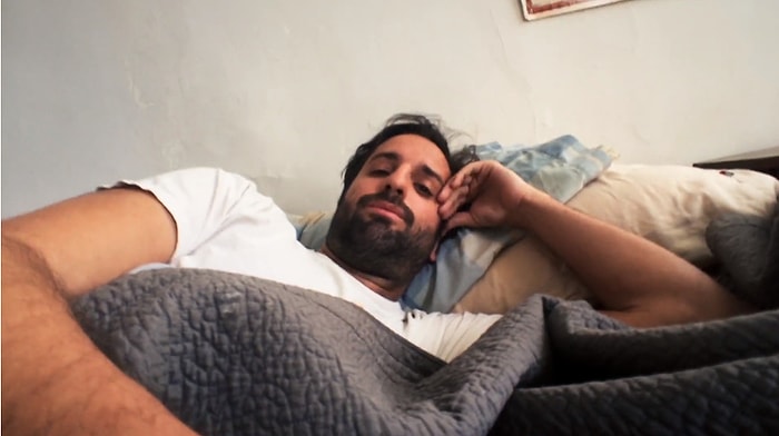 Bir iPhone'nun Yaşamına Kendi Gözünden Bakmak