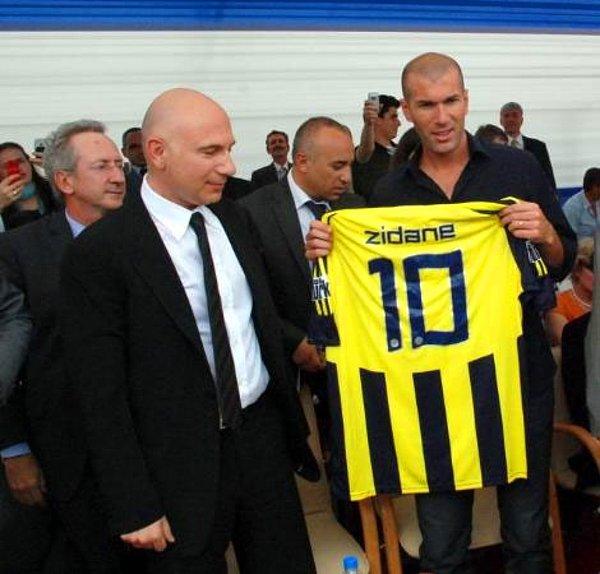 17. Zinedine Zidane - Fenerbahçe
