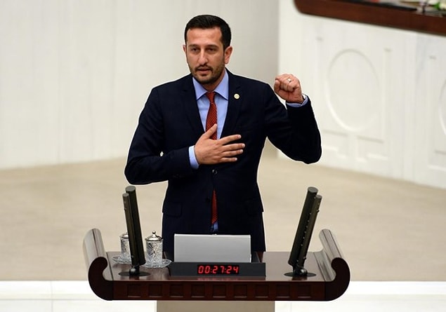 CHP'li vekilden 'yumruklu' yemin