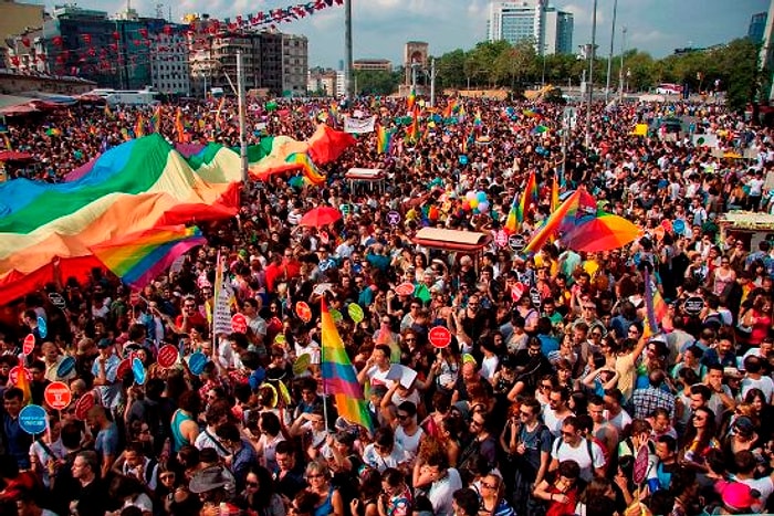 #LGBTİOnurYürüyüşündeyim Demek İçin Bilinmesi Gereken 10 Nokta