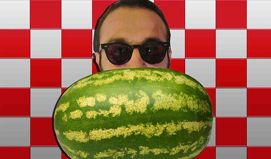 Dedem de Yapar: Karpuz Nasıl Kesilir?