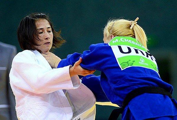 Milli judocu Ebru Şahin gümüş madalya kazandı