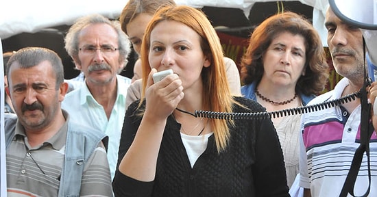 Açığa Alındığı İçin Açlık Grevi Yapan Hatice Öğretmen Görevine Döndü