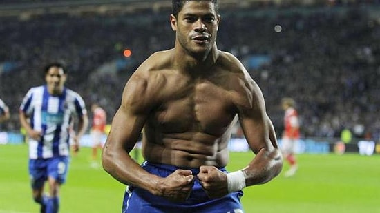 Metin Oktay'ın Ağları Delen Şutunu Bir Adım Öteye Taşıyan Zenit'li Hulk