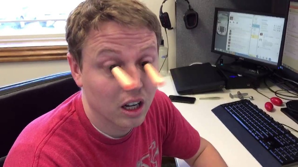 Gözüne Nerf Mermisi Yapıştıran İşsiz Adam