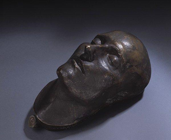 Napolyon'un dört tane ölüm maskesi vardı.