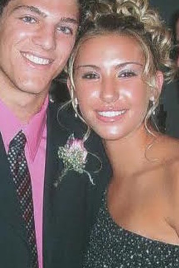 Эта пара из Нью-Джерси участвовала на всех вечеринках и во всех танцевальных шоу, проводимых в школе.