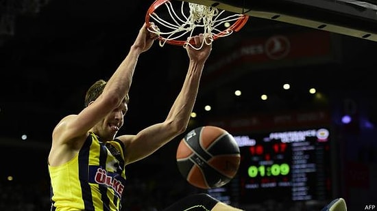 Euroleague'de Sezonun Smacı Jan Vesely'den