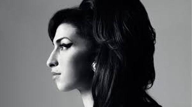 Amy Winehouse'un Hayatını Konu Alan Belgeselden Yeni Bir Video Yayınlandı