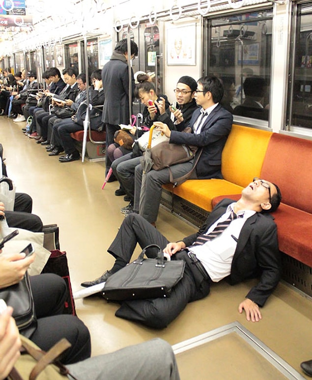 2. "Off kafam 1 milyon Japon Yeni..."