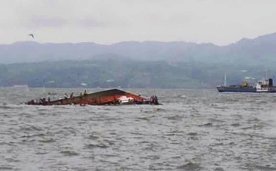 Filipinler'de 173 Yolculu Feribot Battı