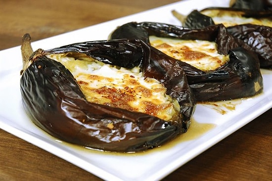 Pratik Yemekler! Sadece 30 Dakikada Sofranızı Şenlendirecek 15 Doyurucu Yemek