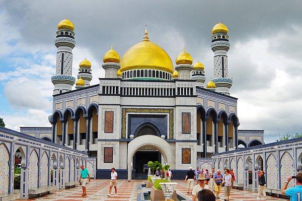 27. Jame Asr Hassanil Bolkiah Camii, Bandar Seri Begawan, Brunei