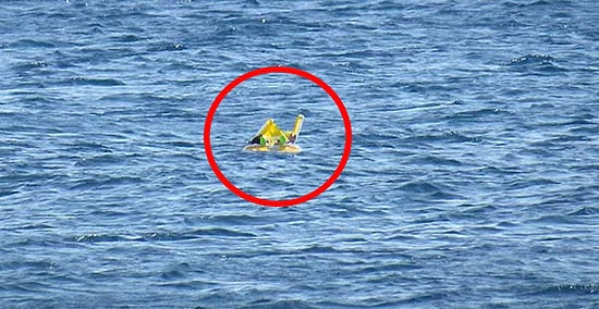 Deniz Simidiyle Bir Kilometre Açığa Sürüklenen Bebek Kurtarıldı