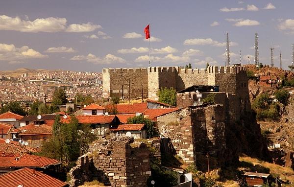 4. Ankara Kalesi'ne çıkıp Panoramik Fotoğraf çekmek