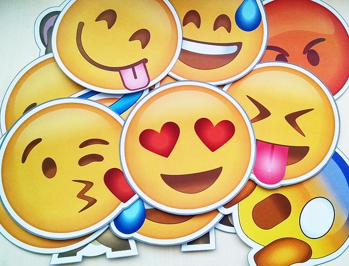 Erkekler Emoji Kullanmaz Diyenlere Bakmayın! İşte Erkeklerin En Çok Kullandığı 17 Emoji