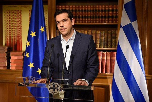 Sonuçlar Syriza koalisyonu Başbakanı Alexis Tsipras için büyük bir başarıyı da getirdi. Kendisi tekliflerin reddi için insanları ikna etmek adına bir kampanya yürütüp çok çalışmıştı.