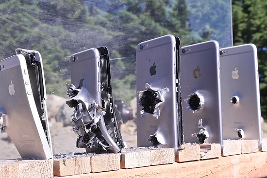 AK-74 Mermisine Kaç iPhone Dayanır?