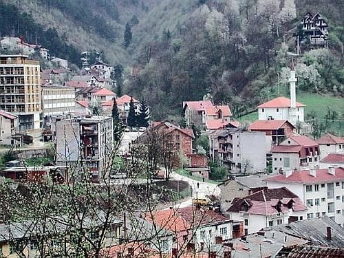 İnsanlık Tarihinin En Karanlık ve En Acı Sayfalarından Biri: 15 Husus ile Srebrenitsa Katliamı