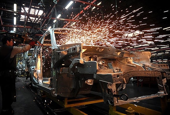 Sanayi Üretimi Bir Önceki Aya Göre %2 Azaldı