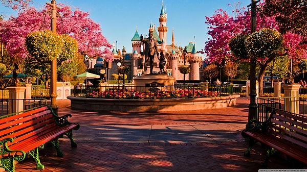 5. Disneyland Paris