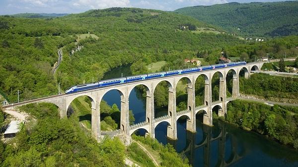 6. TGV Hızlı treni