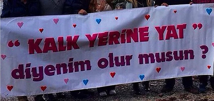 Görene "Bir Ömür Bekar Kalırım Daha İyi" Dedirtecek Birbirinden Acayip 13 Evlenme Teklifi