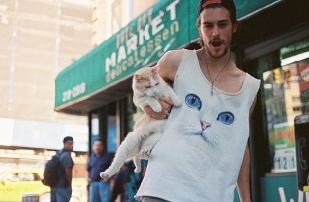 9. Kedi besliyorsa, tarz sahibidir.