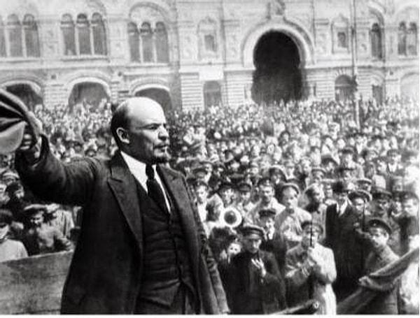 8. 1917: Rus Devrimi