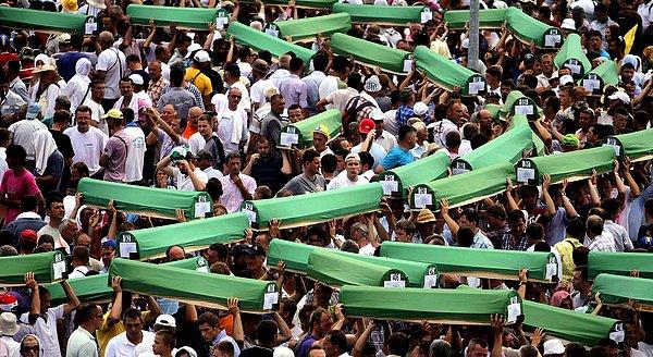 Srebrenitsa'da ne oldu?