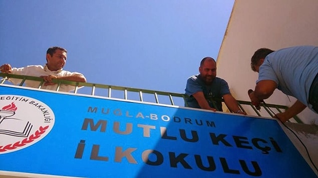 2. Derneğin ilk girişimi Bodrum'da açılan Mutlu Keçi İlkokulu.