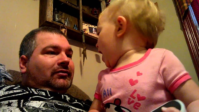 Çocuğuna Bir Türlü Baba Dedirtemeyen Adam