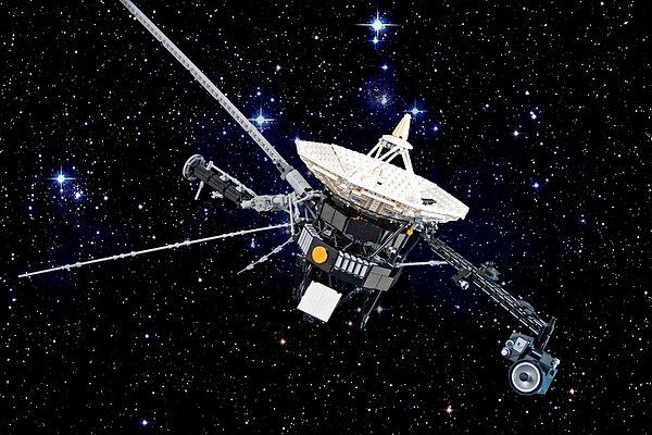 296.000 yıl sonra – Voyager 2, Sirius'a ulaşmış olacak.