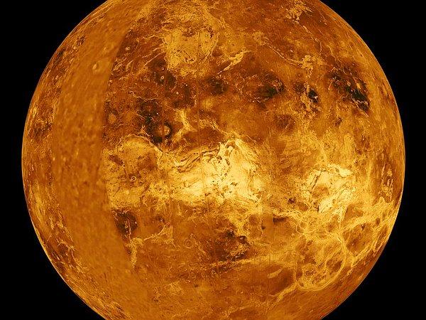 3.5 milyar yıl sonra – Dünya, Venüs gibi olacak. Tam bir cehennem yaşayacak.