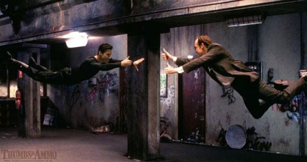 Unutulmaz Filmlerde Silah Doğrultmak Yerine Beğenilerini Gösteren Oyunculardan 14 Fotoğraf