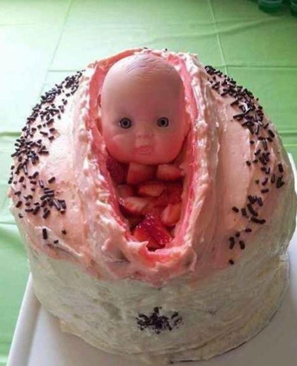 12- Yorumsuz bir cadılar bayramı konseptli baby shower pastası daha