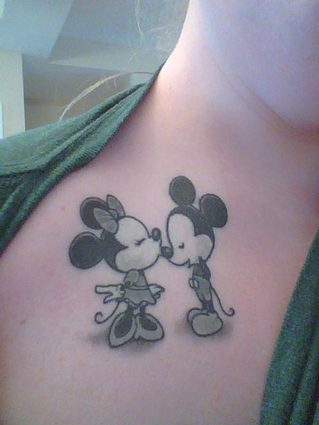 12. Minnie ve Mickey Mouse