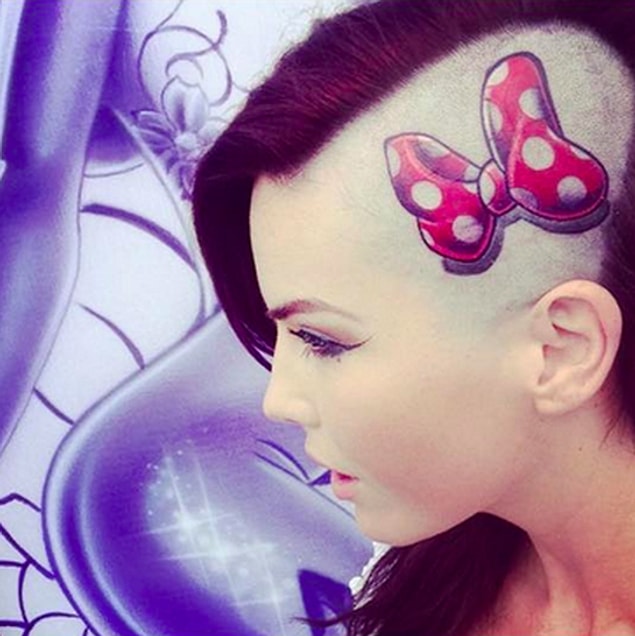 15. Minnie Mouse tarzı.