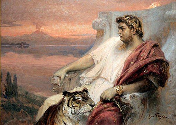 12. Roma yanarken Neron ne yapıyordu?