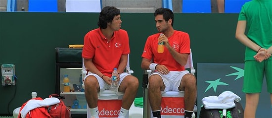 Davis Cup'a Veda Ettik