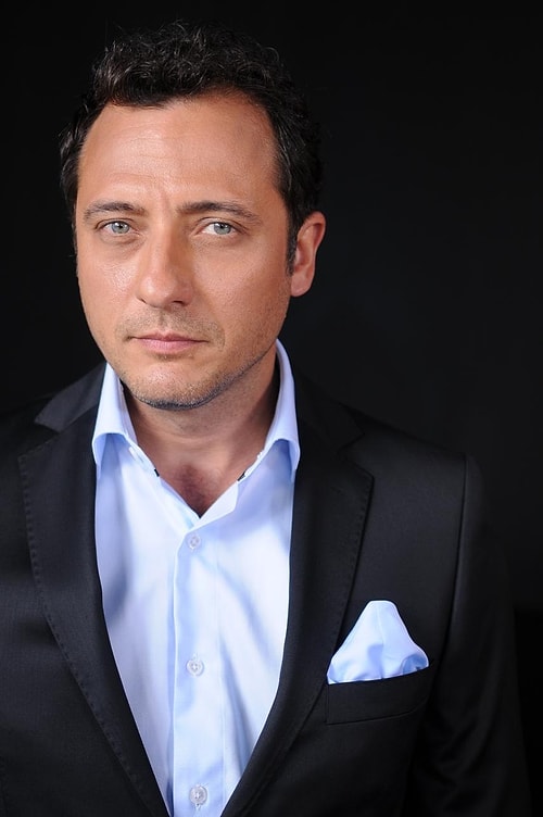Yiğit Özşener