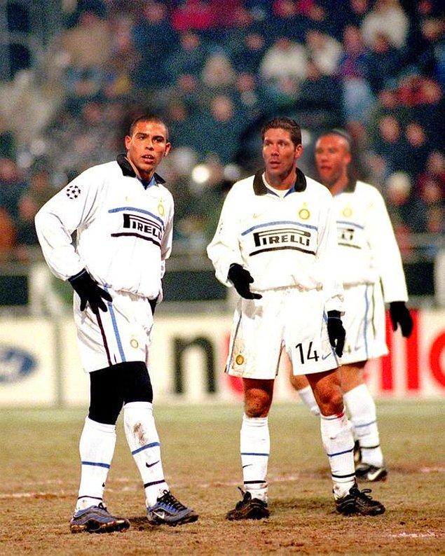 8. Ronaldo, Diego Simeone ve Mikaël Silvestre