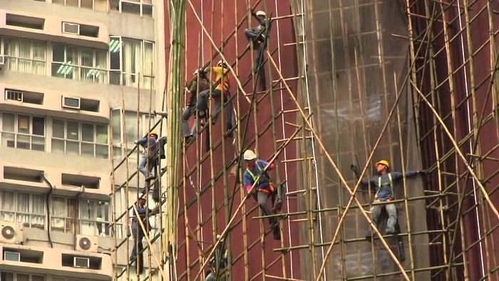 Hong Kong'da Bambudan  Yapılan İskele