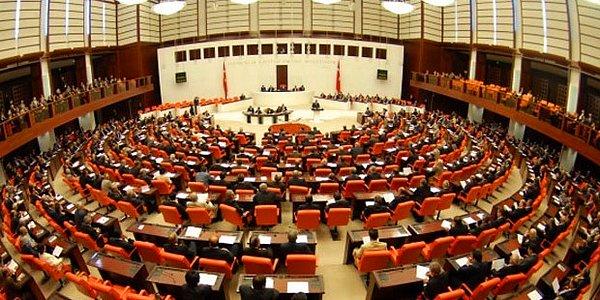 7. CHP Meclis'i Olağanüstü Toplantıya Çağırdı