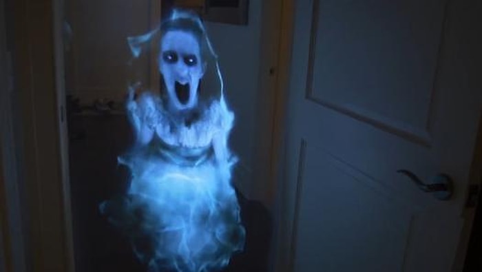 Beyin Eriten Hologramlı Hayalet Şakası