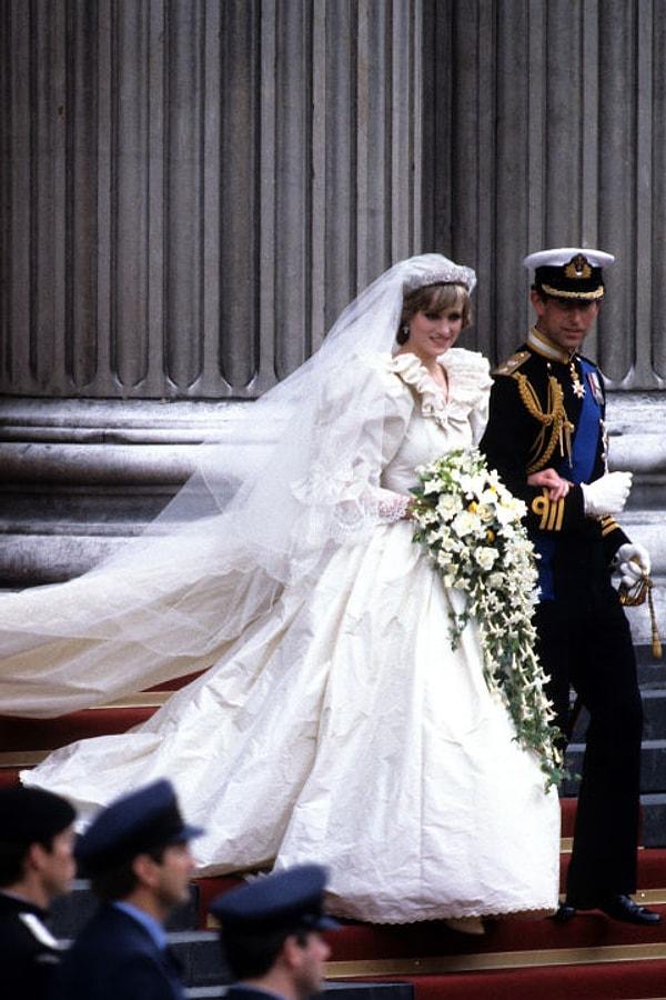 8. Prenses Diana ve Galler Prensi Charles