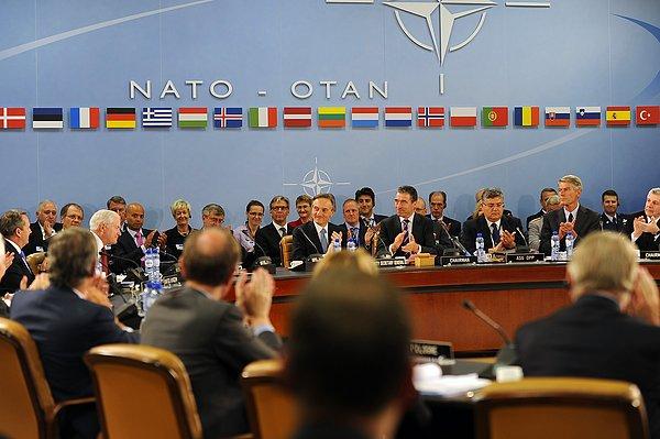 2- NATO, Türkiye'nin Çağrısıyla Toplanıyor