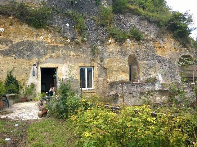 Çift bu mağarayı, bir açık attırmada sadece 1 Euro'ya satın aldı.