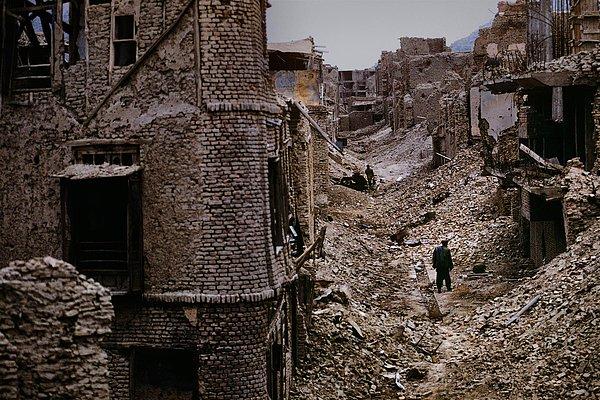 20. Savaşın getirdiği yıkımı gösteren bir yerleşim bölgesi, Kabil, Afganistan